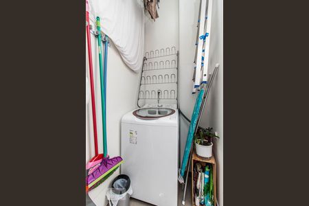 Apartamento à venda com 70m², 2 quartos e 1 vaga Apartamento à venda com 70m², 2 quartos e 1 vagaÁrea de serviço