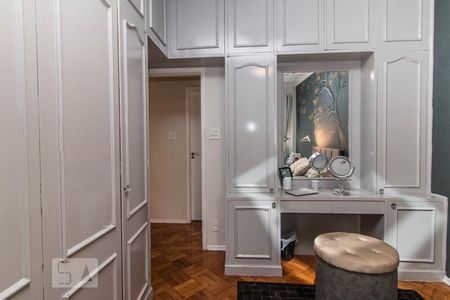 Apartamento à venda com 70m², 2 quartos e 1 vaga Apartamento à venda com 70m², 2 quartos e 1 vagaQuarto 1 Armário/Penteadeira