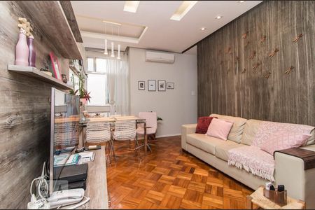 Sala de estar/Sala de jantar de apartamento à venda com 2 quartos, 70m² em Tijuca, Rio de Janeiro