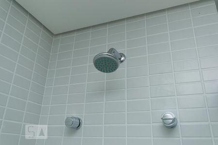 Studio à venda com 35m², 1 quarto e 1 vaga Studio à venda com 35m², 1 quarto e 1 vagaDetalhe do banheiro