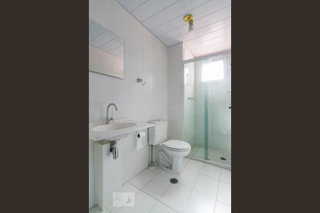 Banheiro de apartamento à venda com 2 quartos, 64m² em Jardim, Santo André