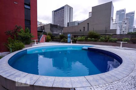 Apartamento à venda com 49m², 1 quarto e 1 vagaPiscina