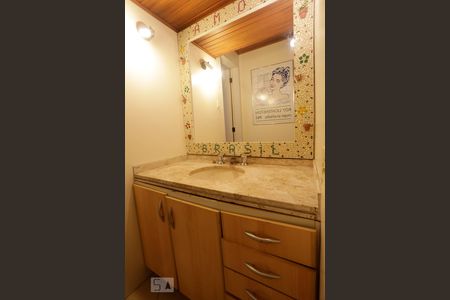 Banheiro de apartamento à venda com 1 quarto, 49m² em Pinheiros, São Paulo