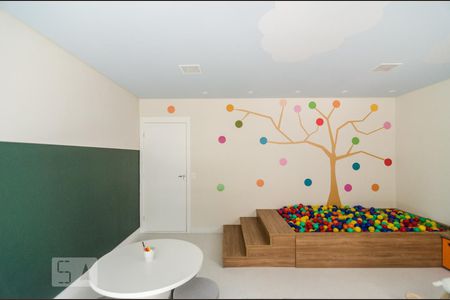 Apartamento à venda com 43m², 2 quartos e sem vaga Apartamento à venda com 43m², 2 quartos e sem vagaÁrea Comum- Kids