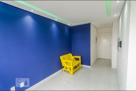 Apartamento à venda com 43m², 2 quartos e sem vaga Apartamento à venda com 43m², 2 quartos e sem vagaSala