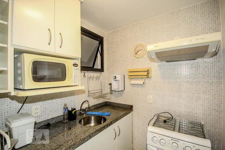 Apartamento à venda com 38m², 1 quarto e 1 vaga Apartamento à venda com 38m², 1 quarto e 1 vagaCozinha