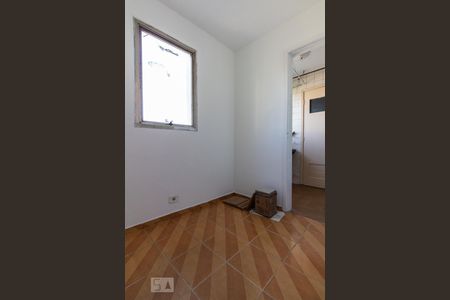 Quarto 3 de apartamento para alugar com 3 quartos, 68m² em Vila Anhangüera, São Paulo