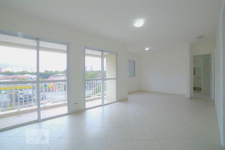 Sala de apartamento para alugar com 2 quartos, 80m² em Santo Amaro, São Paulo