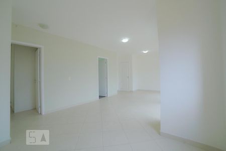 Sala de apartamento para alugar com 2 quartos, 80m² em Santo Amaro, São Paulo
