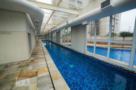 Apartamento para alugar com 80m², 2 quartos e 1 vagaPiscina coberta