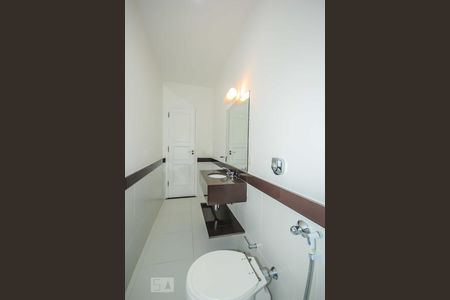 Banheiro 1 de apartamento à venda com 3 quartos, 182m² em Copacabana, Rio de Janeiro