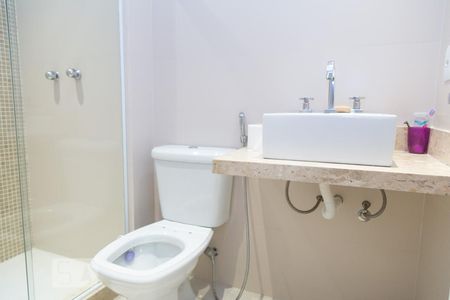 Apartamento à venda com 211m², 4 quartos e 2 vagasBanheiro social