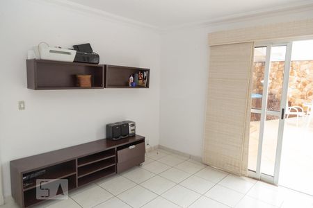 Apartamento à venda com 211m², 4 quartos e 2 vagasSala - segundo andar