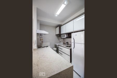 Apartamento à venda com 38m², 1 quarto e 1 vaga Apartamento à venda com 38m², 1 quarto e 1 vagaCozinha