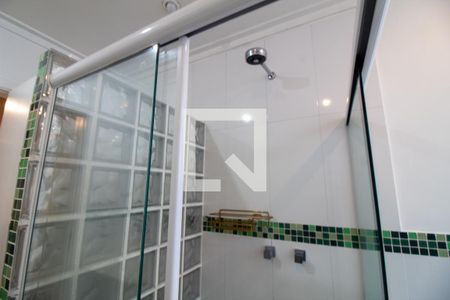 Casa à venda com 200m², 3 quartos e 3 vagasBanheiro da Suíte 1