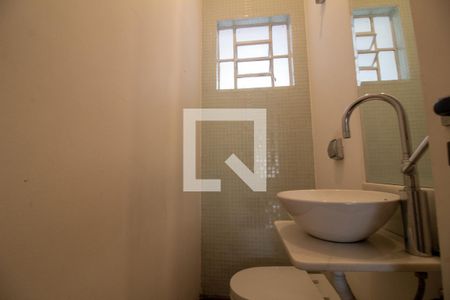 Casa à venda com 200m², 3 quartos e 3 vagasLavabo