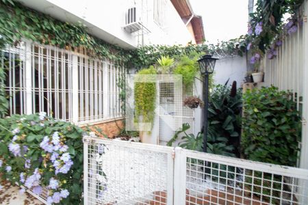 Casa à venda com 200m², 3 quartos e 3 vagasFachada Internna