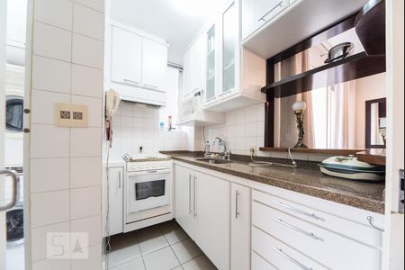 Apartamento à venda com 73m², 2 quartos e 1 vagaCozinha