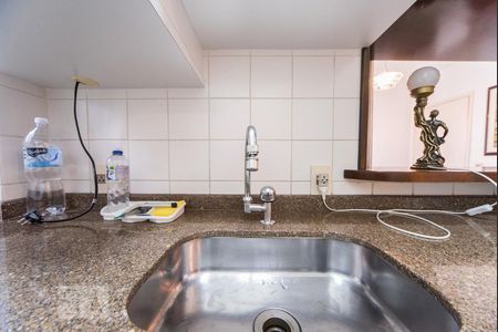 Apartamento à venda com 73m², 2 quartos e 1 vagaCozinha