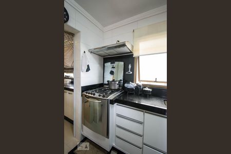 Apartamento à venda com 186m², 3 quartos e 2 vagas Apartamento à venda com 186m², 3 quartos e 2 vagasCozinha