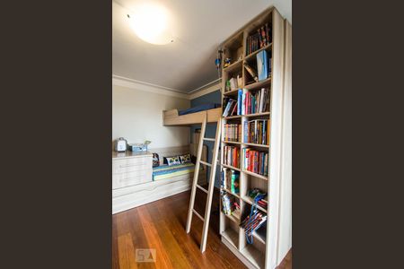 Apartamento à venda com 186m², 3 quartos e 2 vagas Apartamento à venda com 186m², 3 quartos e 2 vagasQuarto 2