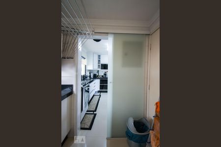 Apartamento à venda com 186m², 3 quartos e 2 vagas Apartamento à venda com 186m², 3 quartos e 2 vagasÁrea de serviço