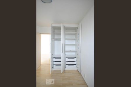 Armário do quarto 1 de apartamento à venda com 2 quartos, 55m² em Vila Andrade, São Paulo