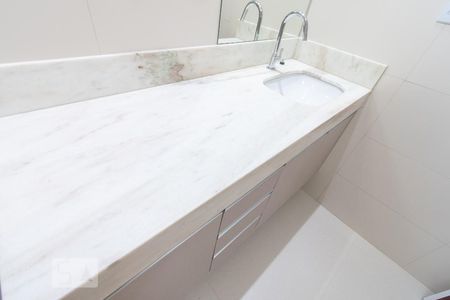 Apartamento para alugar com 160m², 4 quartos e 3 vagasBanheiro Social