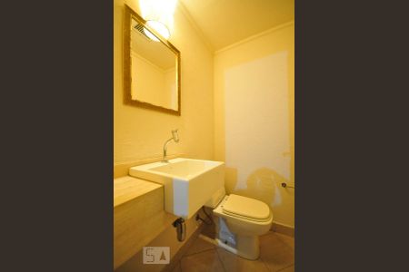 Lavabo de apartamento para alugar com 3 quartos, 210m² em Paraisópolis, São Paulo