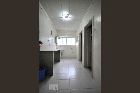 Área de serviço de apartamento para alugar com 3 quartos, 210m² em Paraisópolis, São Paulo