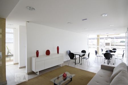 Apartamento à venda com 71m², 2 quartos e 2 vagasSalão de Festas