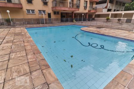 Apartamento à venda com 92m², 2 quartos e 1 vagaPiscina