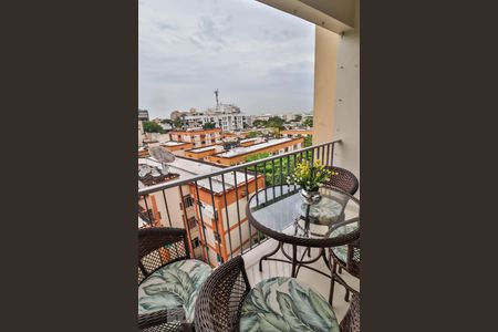Apartamento à venda com 92m², 2 quartos e 1 vagaVaranda