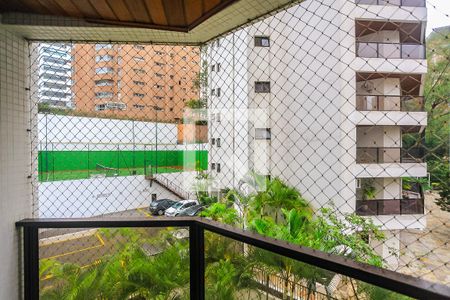 Apartamento à venda com 220m², 4 quartos e 3 vagasVaranda Suíte 2