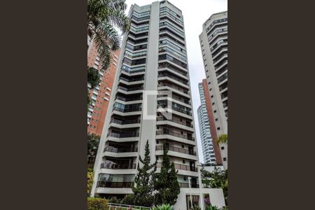 Apartamento à venda com 220m², 4 quartos e 3 vagasFachada