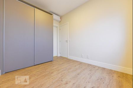 Suíte de apartamento para alugar com 2 quartos, 91m² em Pinheiros, São Paulo