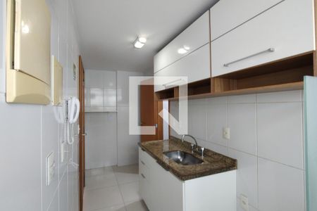 Apartamento para alugar com 68m², 2 quartos e 1 vaga Apartamento para alugar com 68m², 2 quartos e 1 vagaCozinha - Armários