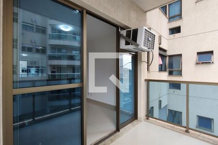 Apartamento para alugar com 68m², 2 quartos e 1 vaga Apartamento para alugar com 68m², 2 quartos e 1 vagaVaranda