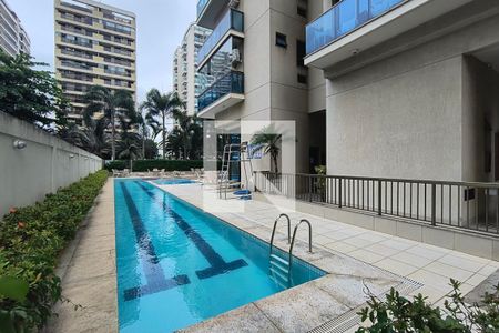 Apartamento para alugar com 68m², 2 quartos e 1 vaga Apartamento para alugar com 68m², 2 quartos e 1 vagaÁrea comum - Piscina