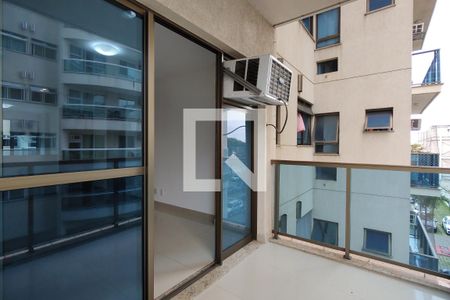 Apartamento para alugar com 68m², 2 quartos e 1 vaga Apartamento para alugar com 68m², 2 quartos e 1 vagaVaranda
