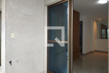 Apartamento para alugar com 68m², 2 quartos e 1 vaga Apartamento para alugar com 68m², 2 quartos e 1 vagaVaranda