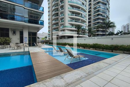 Apartamento para alugar com 68m², 2 quartos e 1 vaga Apartamento para alugar com 68m², 2 quartos e 1 vagaÁrea comum - Piscina