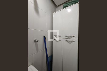 Apartamento para alugar com 68m², 2 quartos e 1 vagaÁrea de Serviço