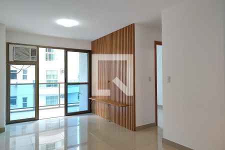 Apartamento para alugar com 68m², 2 quartos e 1 vaga Apartamento para alugar com 68m², 2 quartos e 1 vagaSala