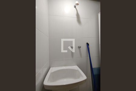 Apartamento para alugar com 68m², 2 quartos e 1 vagaÁrea de Serviço