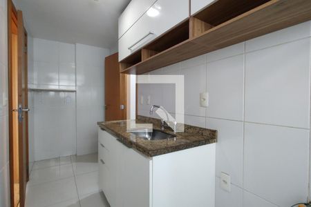 Apartamento para alugar com 68m², 2 quartos e 1 vaga Apartamento para alugar com 68m², 2 quartos e 1 vagaCozinha - Armários