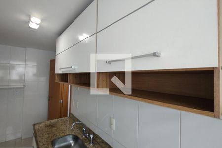 Apartamento para alugar com 68m², 2 quartos e 1 vaga Apartamento para alugar com 68m², 2 quartos e 1 vagaCozinha - Armários
