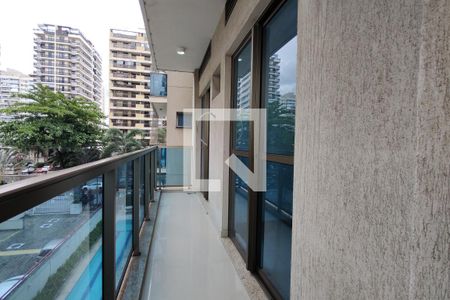 Apartamento para alugar com 68m², 2 quartos e 1 vaga Apartamento para alugar com 68m², 2 quartos e 1 vagaVaranda