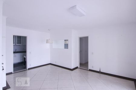 Sala de apartamento à venda com 3 quartos, 100m² em Vila Ipojuca, São Paulo