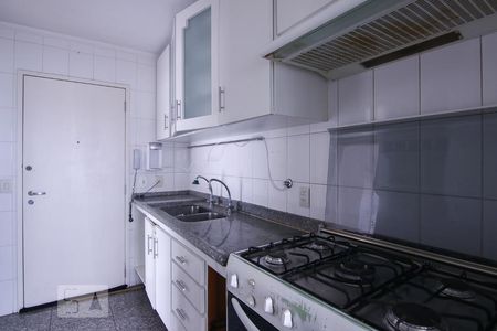 Apartamento à venda com 100m², 3 quartos e 2 vagasCozinha